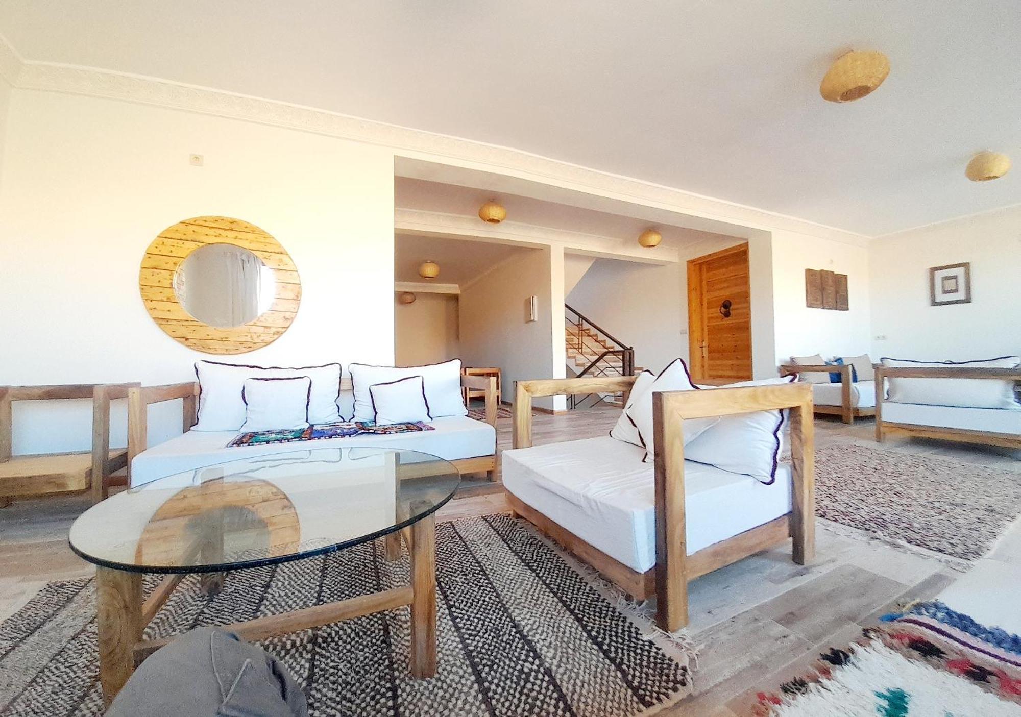 Villa A'Kabar Tamedakhte Luaran gambar