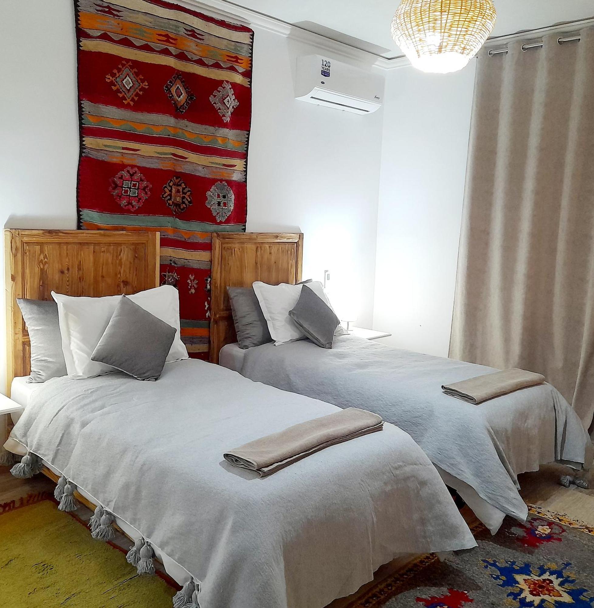Villa A'Kabar Tamedakhte Luaran gambar