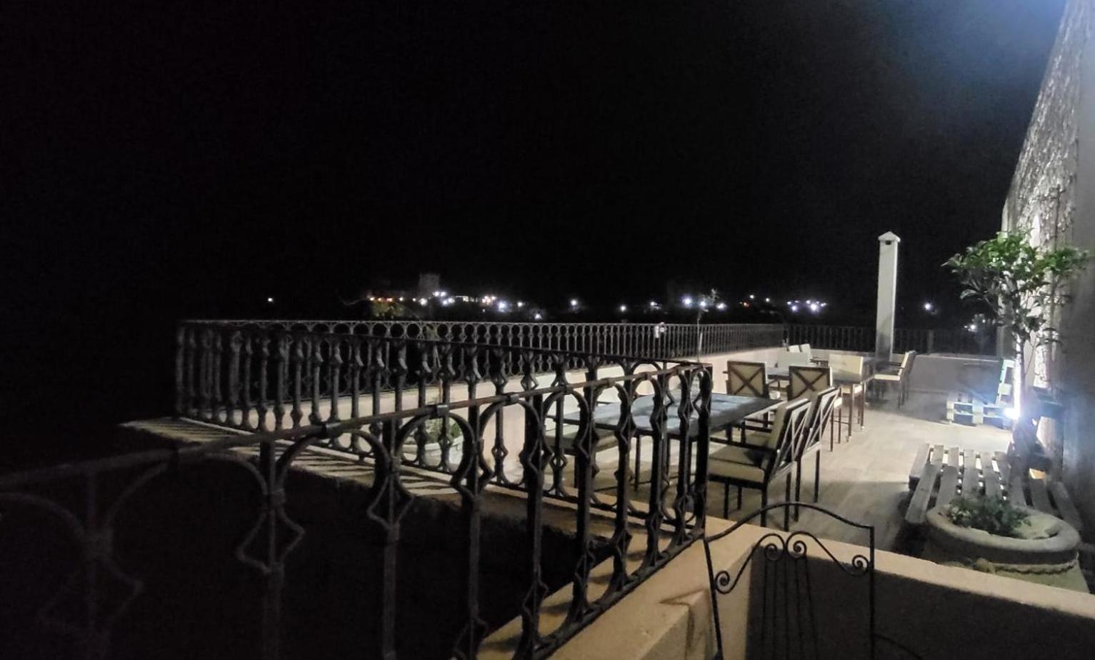 Villa A'Kabar Tamedakhte Luaran gambar