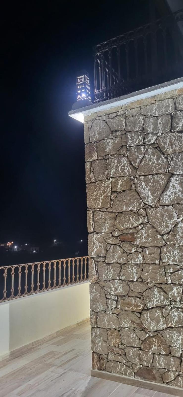 Villa A'Kabar Tamedakhte Luaran gambar